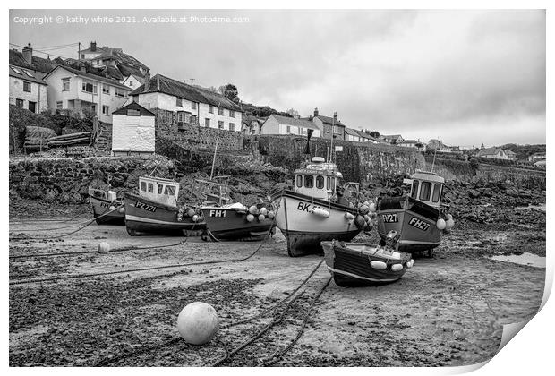 Coverack Cornwall at low tide,fishing boats Print by kathy white