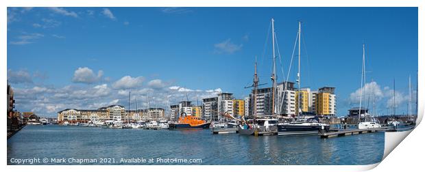 Sovereign Harbour, Eastbourne Print by Photimageon UK