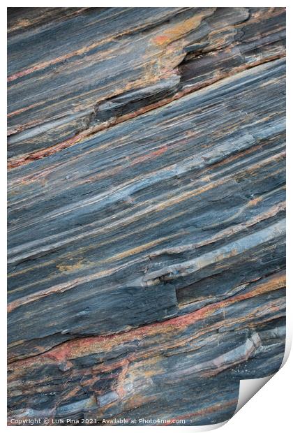 Details on schist rocks at Praia do Amado beach, in Portugal Print by Luis Pina