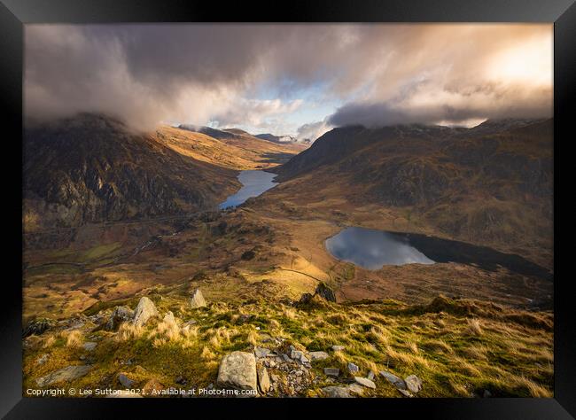 Ogwen valley view Framed Print by Lee Sutton