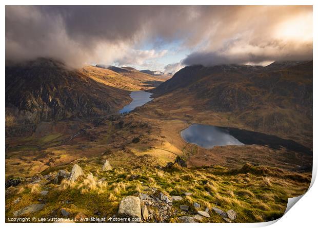 Ogwen valley view Print by Lee Sutton