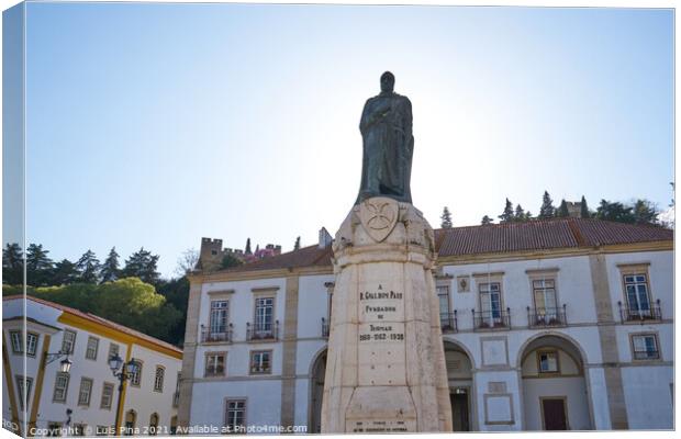 Statue in Praca da Republica in Tomar, Portugal Canvas Print by Luis Pina