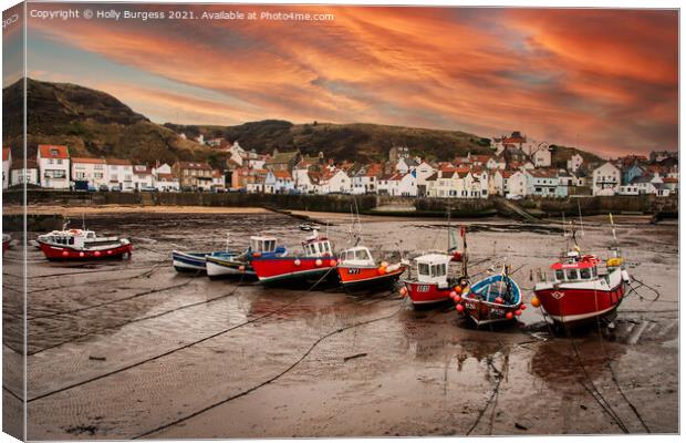Brunswick Bay North Yorkshire Borough of Scarborough, England Canvas Print by Holly Burgess