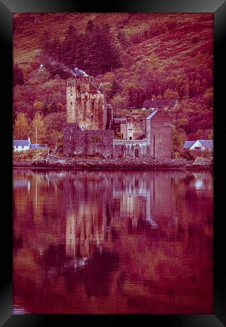 Eilean Donan Castle Framed Print by alan todd