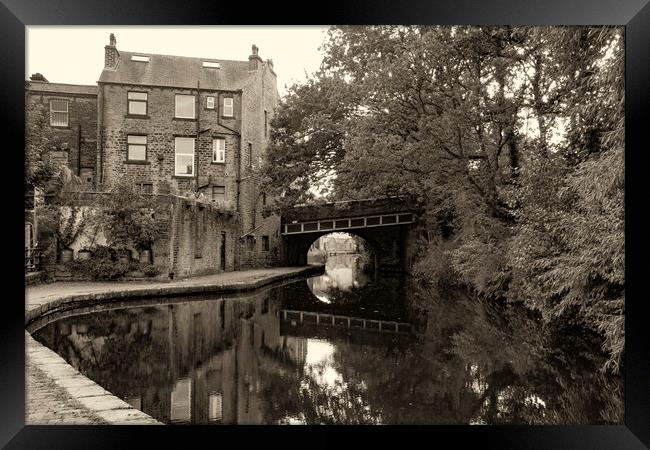 Rochdale Canal - Sowerby Bridge Framed Print by Glen Allen