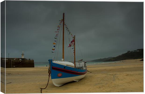 Tide... St.Ives... Canvas Print by Elzbieta Sosnowski