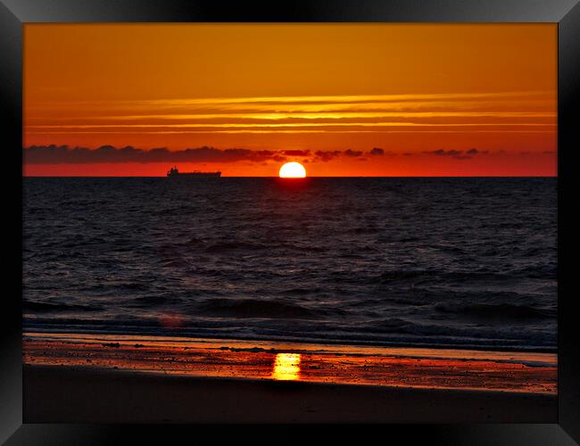 Sunrise on Sandown Beach Isle of Wight Framed Print by Jeremy Hayden