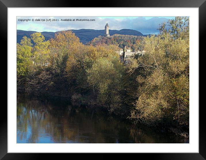 wallace monument Framed Mounted Print by dale rys (LP)