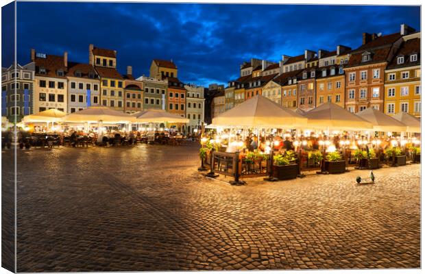  Old Town Square In Warsaw At Night Canvas Print by Artur Bogacki