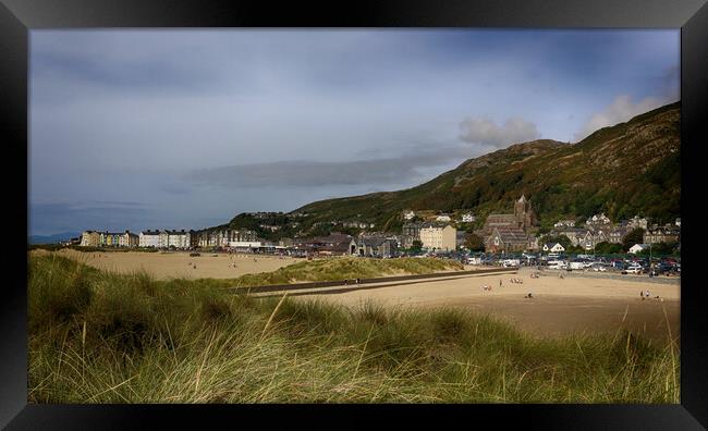 Barmouth North Wales Framed Print by Ceri Jones