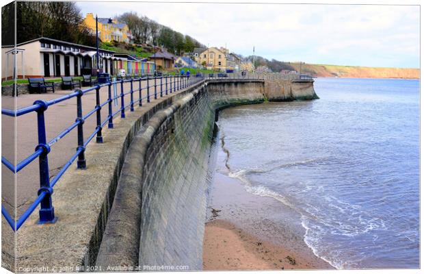 Filey seafront, Yorkshire, UK Canvas Print by john hill