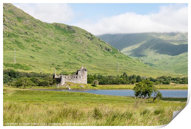 Kilchurn Castle on the edge of Loch Awe, Argyll And Bute, Scotland Print by Dave Collins