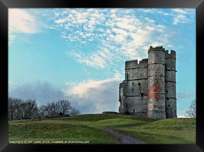 Donnington Castle Gatehouse Framed Print by Ian Lewis