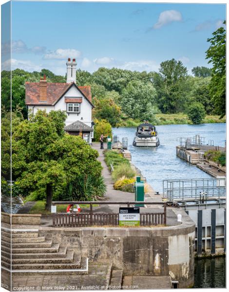 Leaving Goring Lock  Canvas Print by Mark Poley