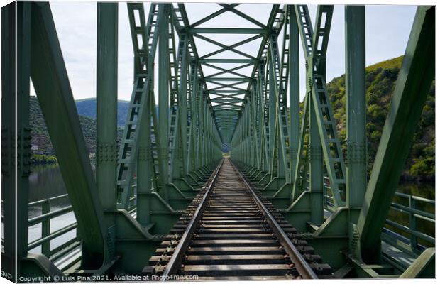 Railway bridge in Douro region in Ferradosa, Portugal Canvas Print by Luis Pina