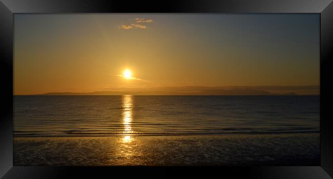 Lovely Arran sunset seen from Prestwick beach Framed Print by Allan Durward Photography