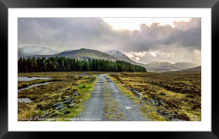 The Fannichs and Loch a’Bhraoin - Scotland Framed Mounted Print by Peter Gaeng