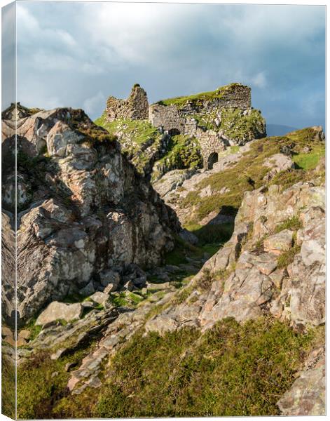 Dun Scaich Castle, Tokavaig, Isle of Skye Canvas Print by Photimageon UK