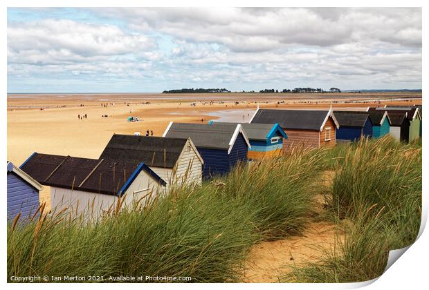 Wells next the sea beach huts Print by Ian Merton