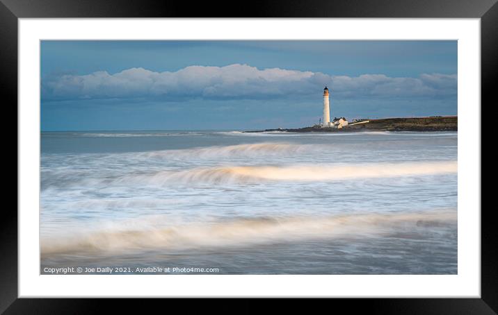 Scurdieness Lighthouse at Sunset Framed Mounted Print by Joe Dailly