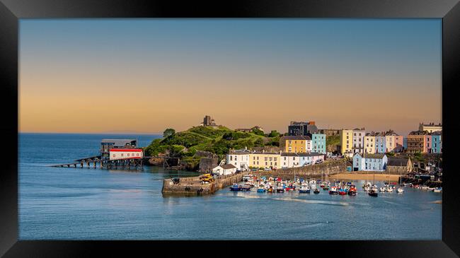 Sunset at Tenby Harbour, Pembrokeshire. Framed Print by Colin Allen
