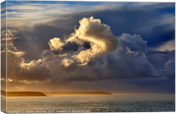 Stunning winter sunrise over the Cornish coast  Canvas Print by Gordon Maclaren