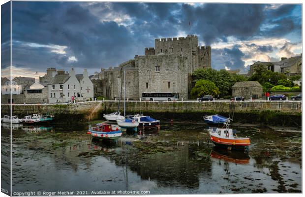 Castle Rushen Overlooking the Charming Isle of Man Canvas Print by Roger Mechan