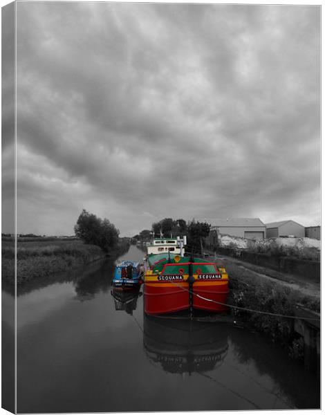 Sequana | Beverley Canal Canvas Print by Sarah Couzens