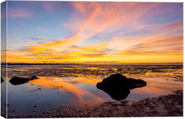 Autumn Sunset over Morecambe Bay (2) Canvas Print by Keith Douglas