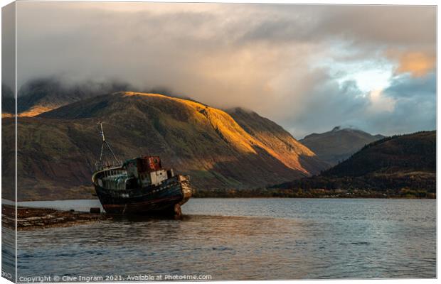 Majestic Evening on Ben Nevis Canvas Print by Clive Ingram