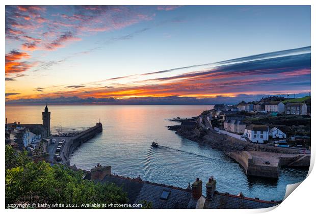 sunset Porthleven Cornwall Print by kathy white