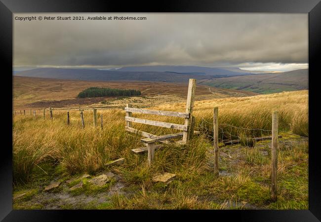 Blea moor and Dent Head in the Yorkshire Dales Framed Print by Peter Stuart