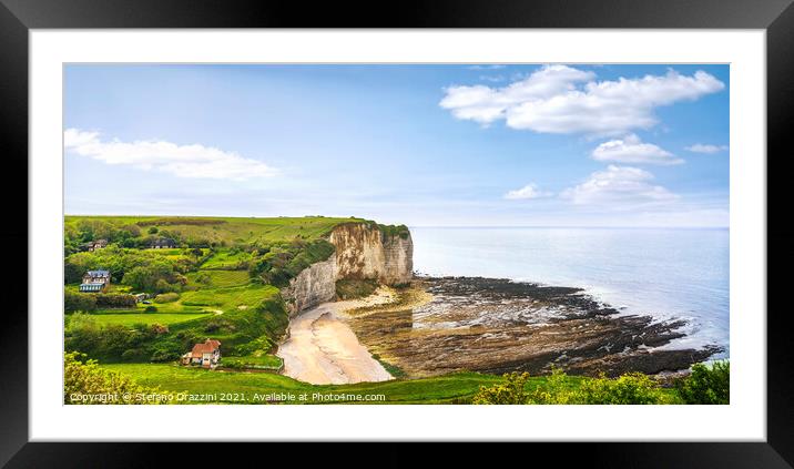Vaucottes beach and cliffs. Fecamp, Normandy Framed Mounted Print by Stefano Orazzini