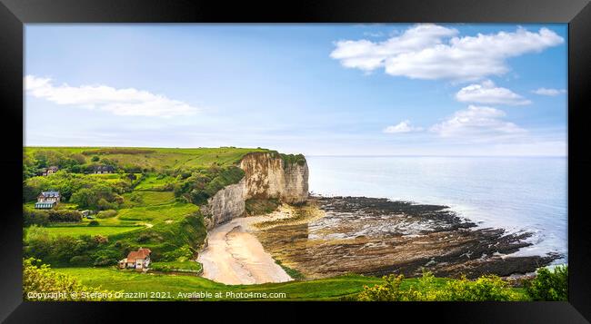 Vaucottes beach and cliffs. Fecamp, Normandy Framed Print by Stefano Orazzini