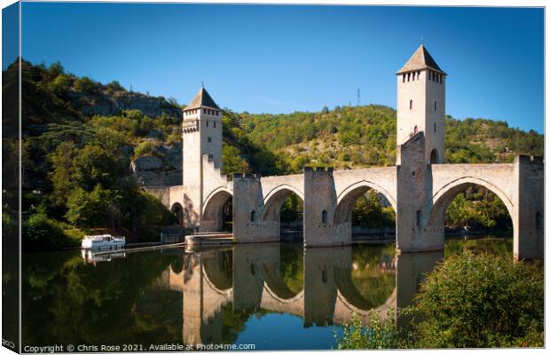 Pont Valentre in Cahors Canvas Print by Chris Rose