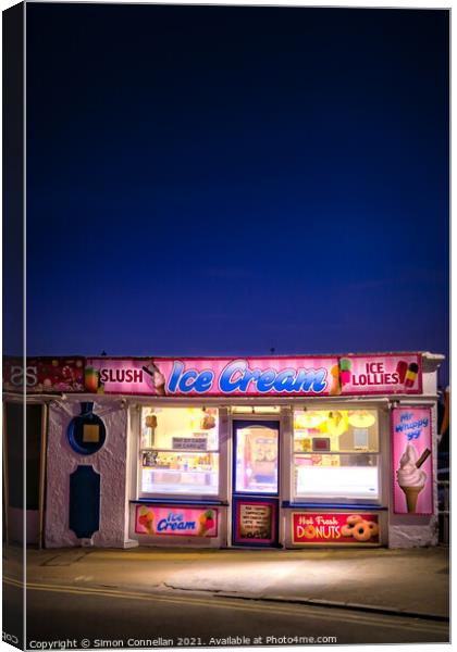 Ice Cream, Broadstairs Canvas Print by Simon Connellan