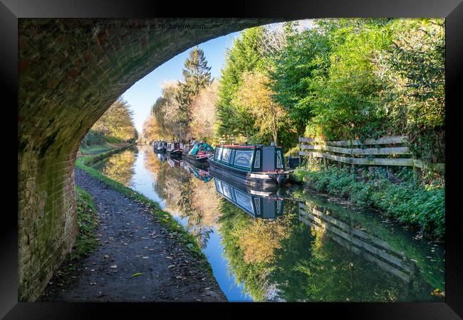Barges on the Grand Union canal Framed Print by Jo Sowden