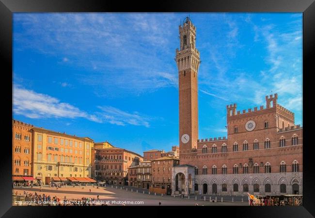 Piazza del Campo  Framed Print by Margaret Ryan
