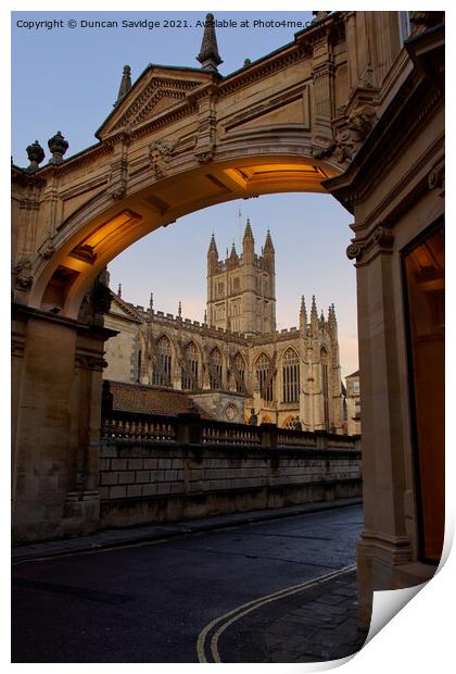 Building arch framing Bath Abbey Print by Duncan Savidge