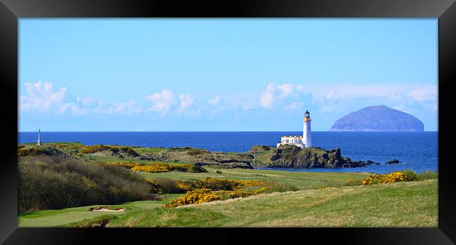 Turnberry lighthouse and war memorial Framed Print by Allan Durward Photography
