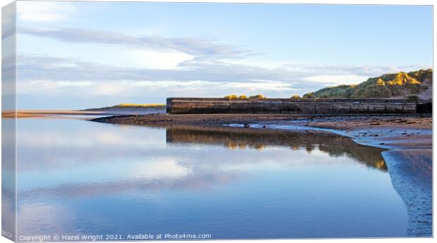 Budle Bay, Northumberland Canvas Print by Hazel Wright