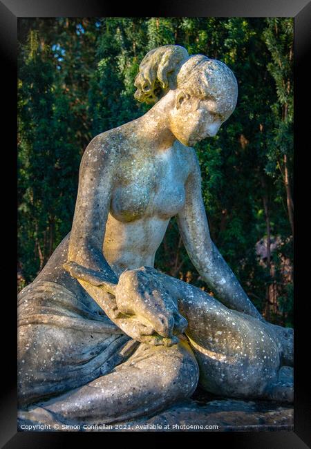 Diana Statue, Wimbledon Common Framed Print by Simon Connellan