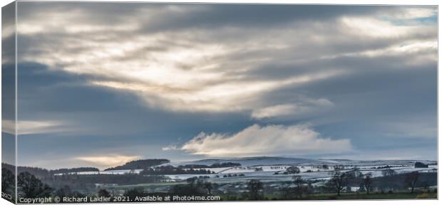 Winter Sky over Newsham Moor (1) Canvas Print by Richard Laidler