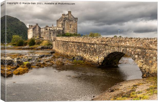 Eilean Donan Castle Canvas Print by Marcia Reay