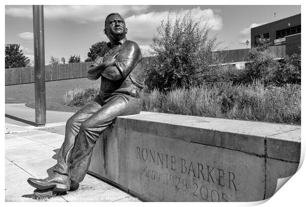 Statue of Ronnie Barker Print by Kevin Hellon