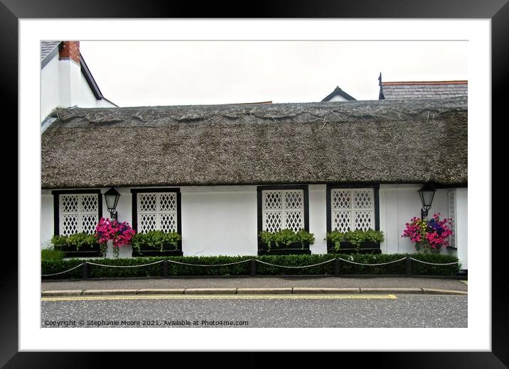 Thatched cottage Framed Mounted Print by Stephanie Moore