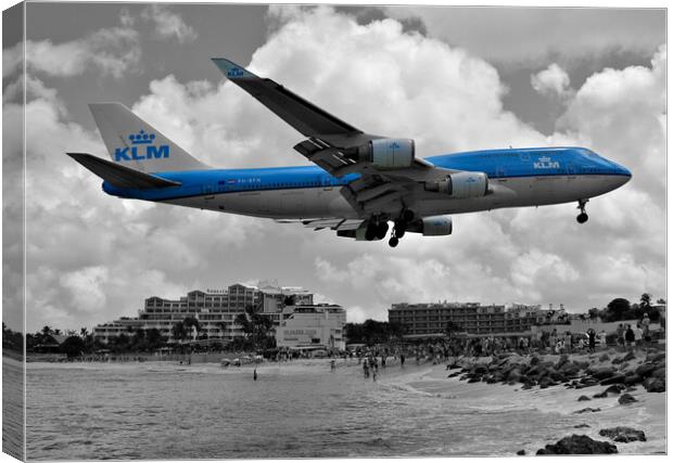 KLM Boeing747 landing over Maho beach Sint Maarten Canvas Print by Allan Durward Photography
