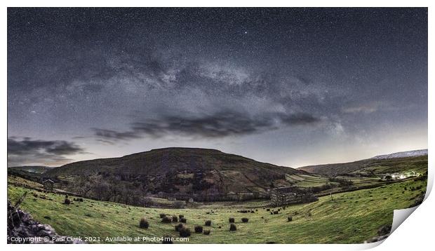 Milky Way arches over Kisdon between Keld and Thwaite Print by Paul Clark