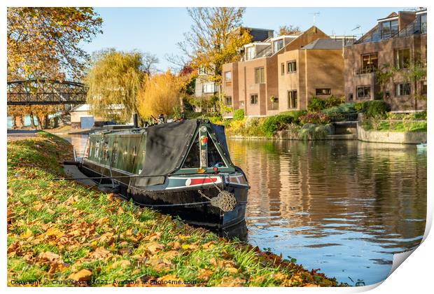 River Cam houseboat in Jesus Green, Cambridge Print by Chris Yaxley