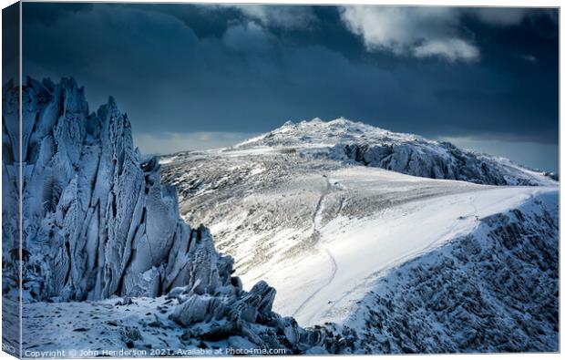 Glyder Fawr in winter. Snowdonia. Canvas Print by John Henderson
